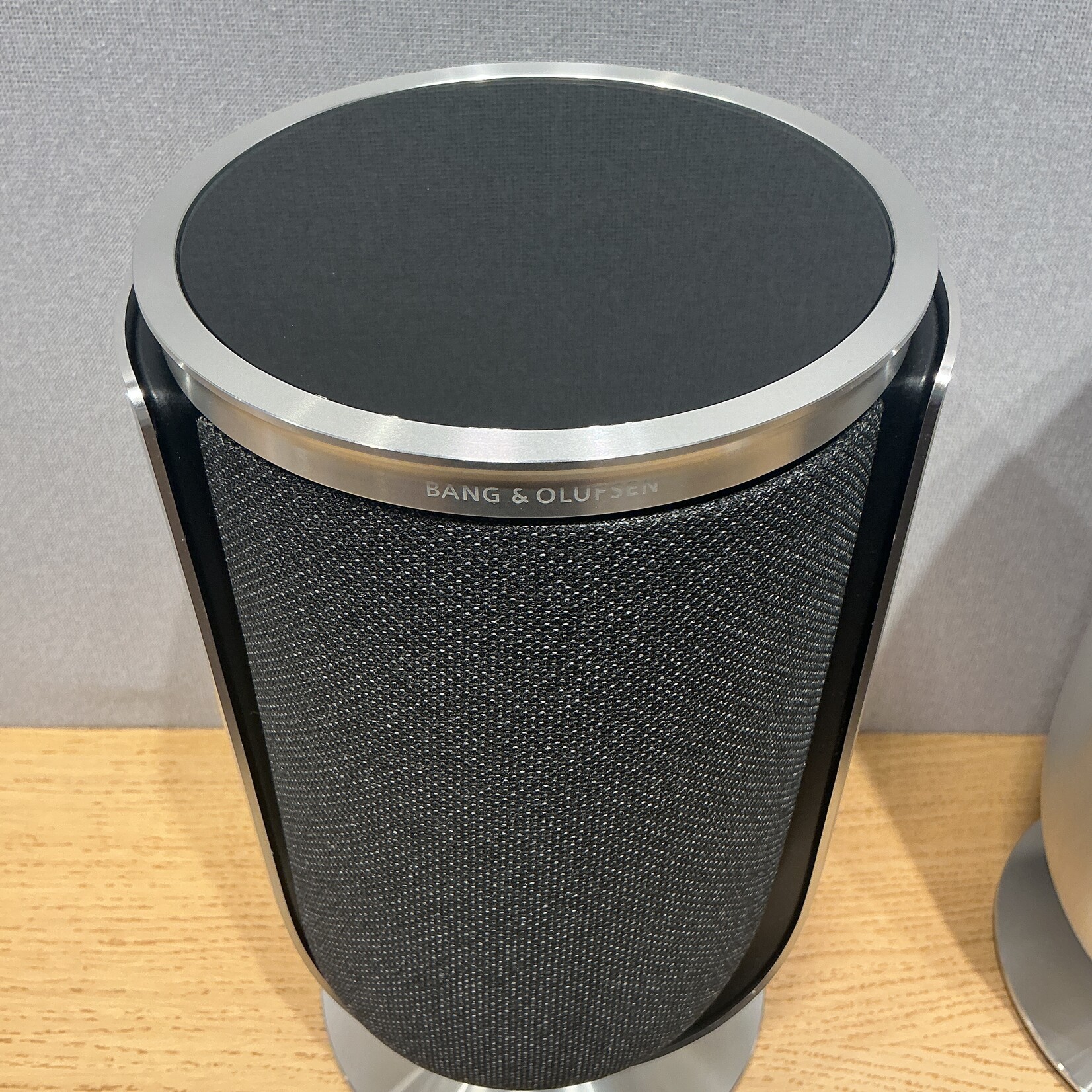Bang & Olufsen Beolab 8 Silver / Grey Melange