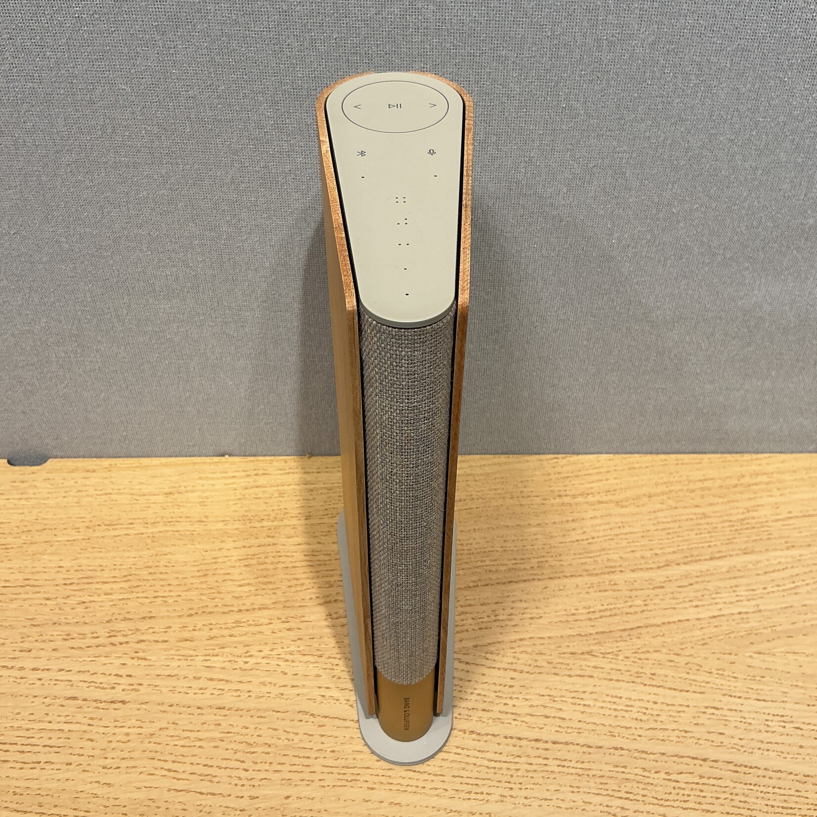 Bang & Olufsen Bang & Olufsen Beosound Emerge Gold Tone