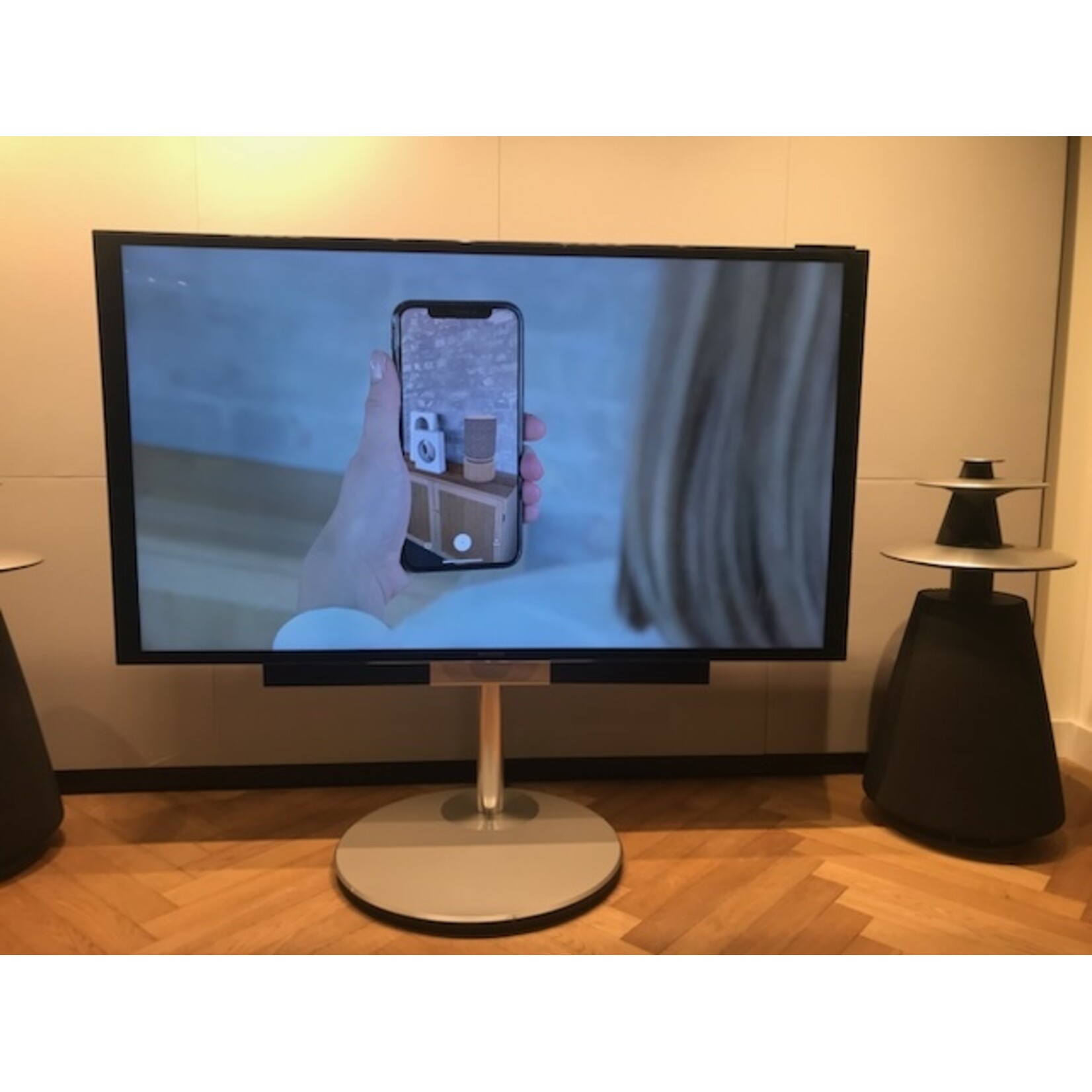 Bang & Olufsen Beovision Avant 75