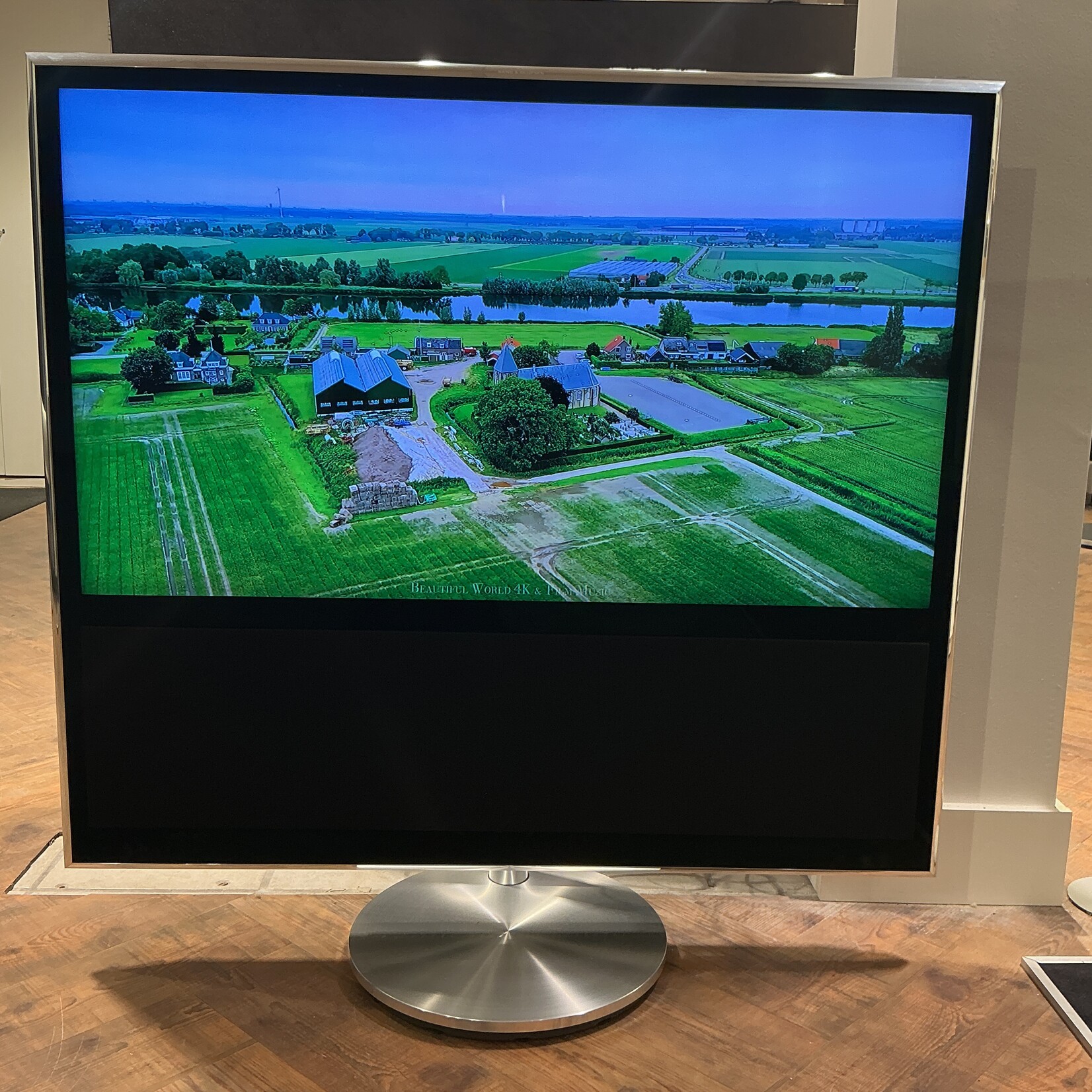 Bang & Olufsen Beovison 11-46 MK4