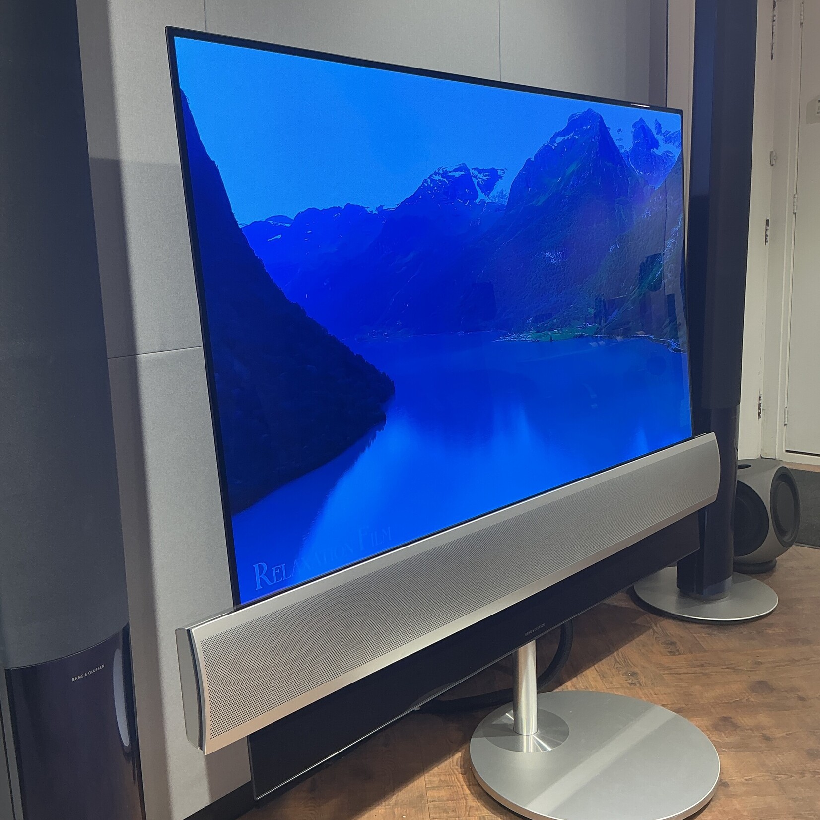 Bang & Olufsen Beovision Eclipse 65'' MKI Oled scherm