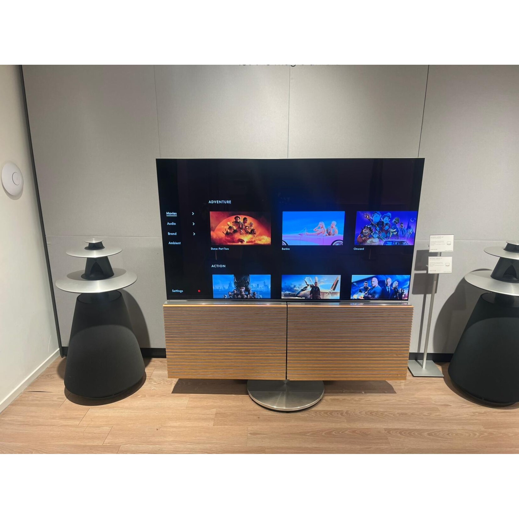 Bang & Olufsen Bang & Olufsen Beovision Harmony 65” Oak/Silver