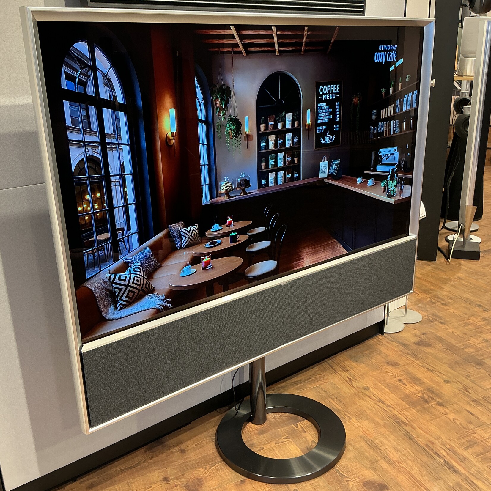 Bang & Olufsen Beovision contour 55''