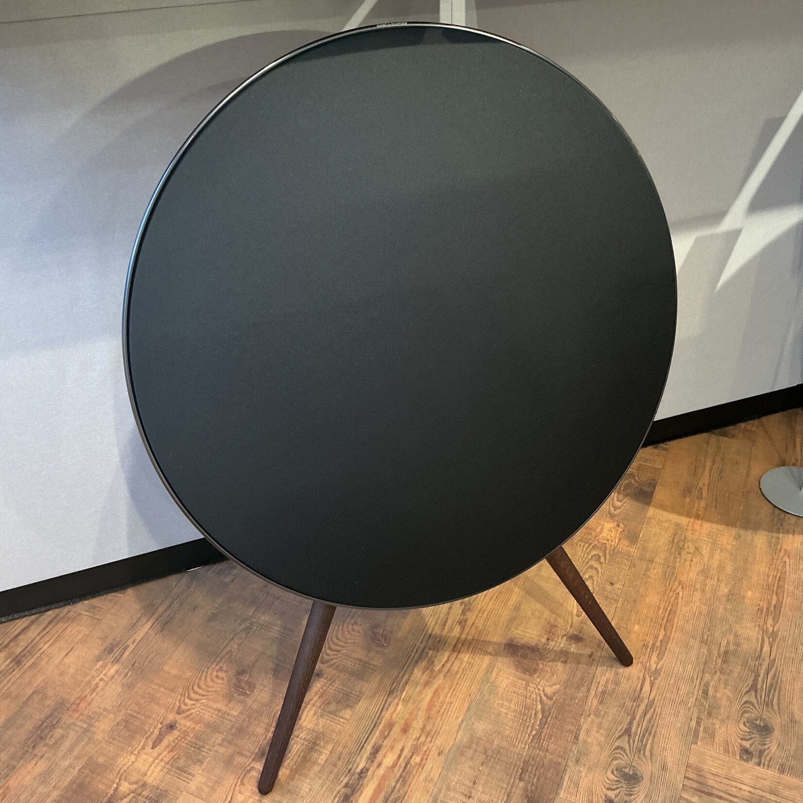Bang & Olufsen Beosound A9 5th gen Black Anthracite/Dark Oak