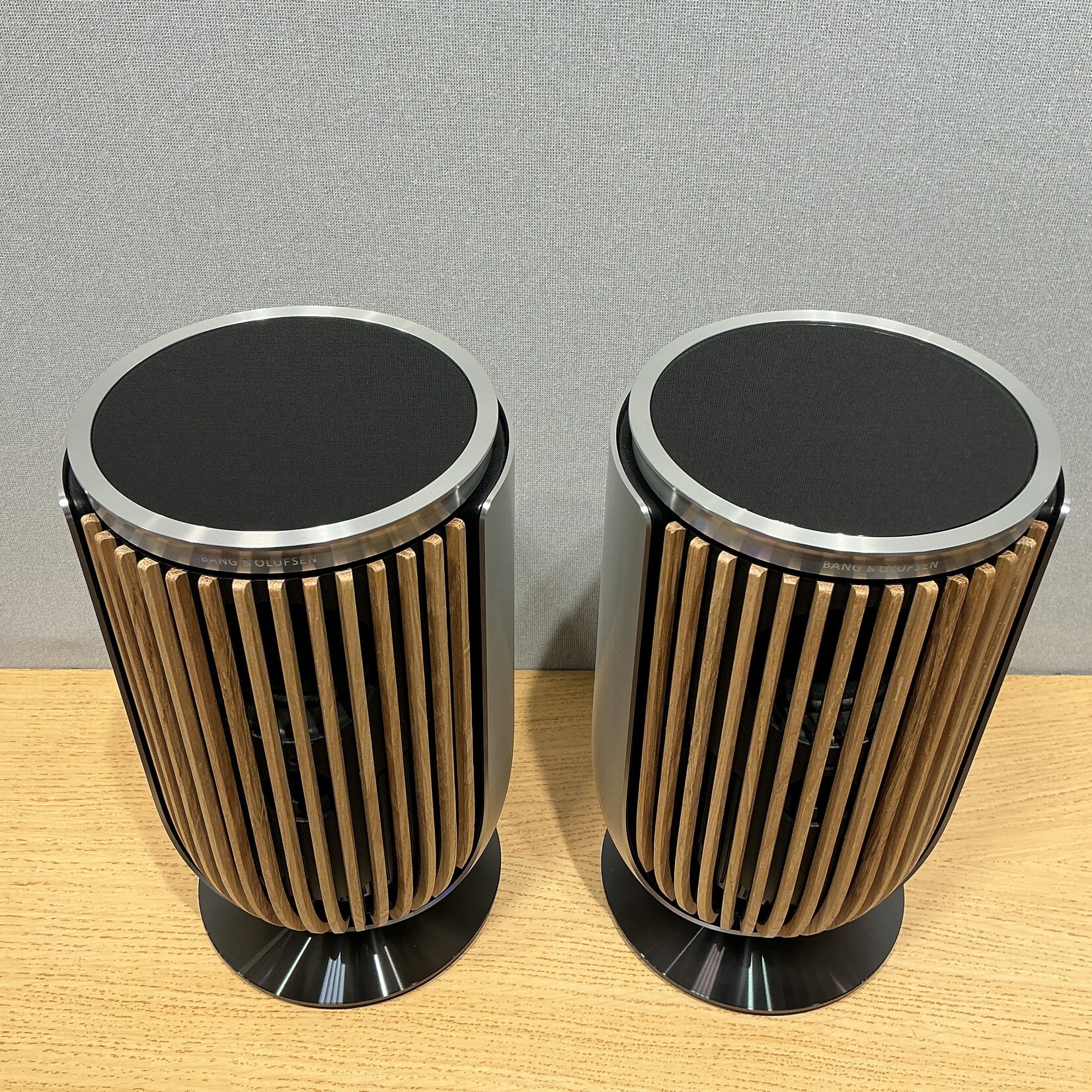 Bang & Olufsen Beolab 8 Silver / Oak