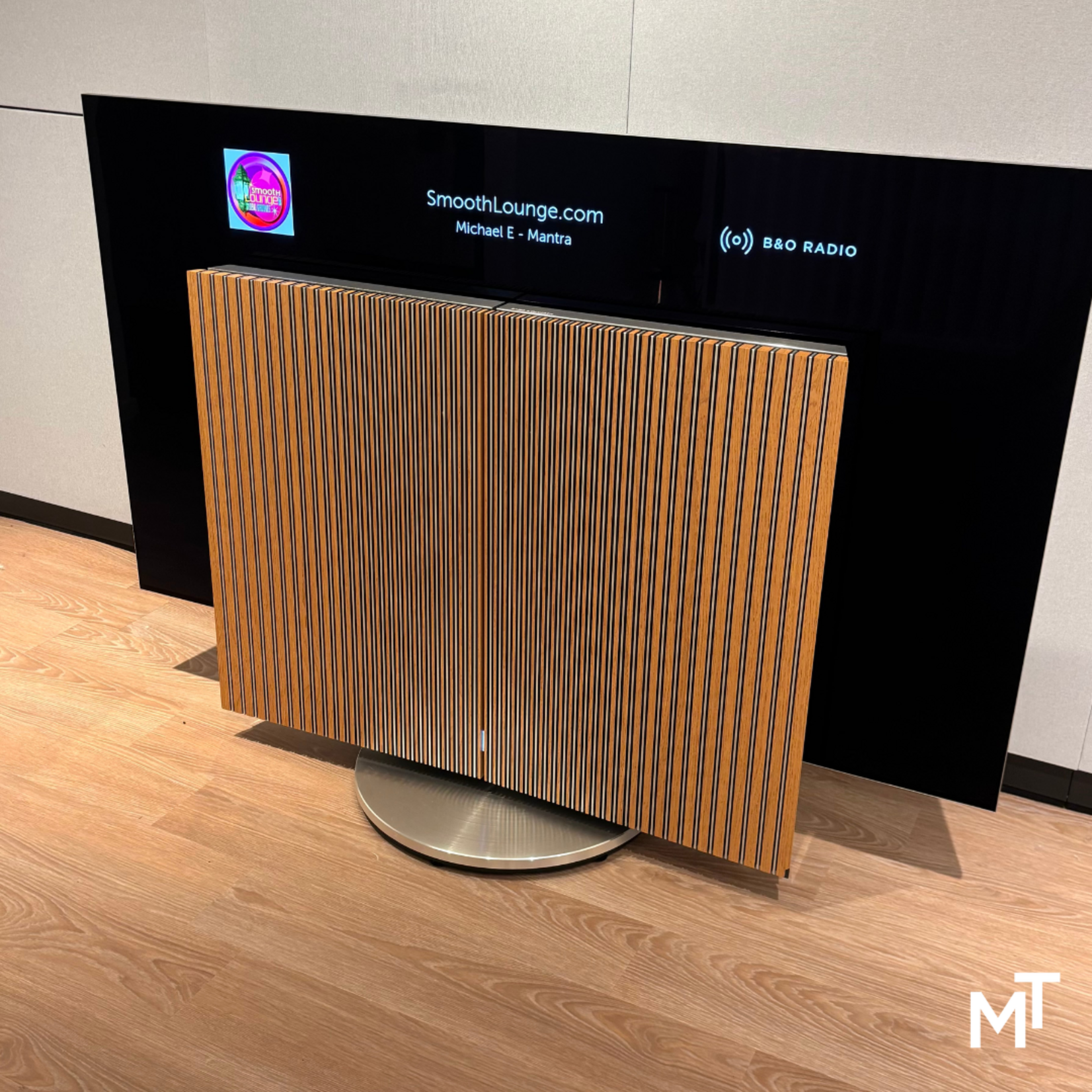 Bang & Olufsen Bang & Olufsen Beovision Harmony 65” Oak/Silver