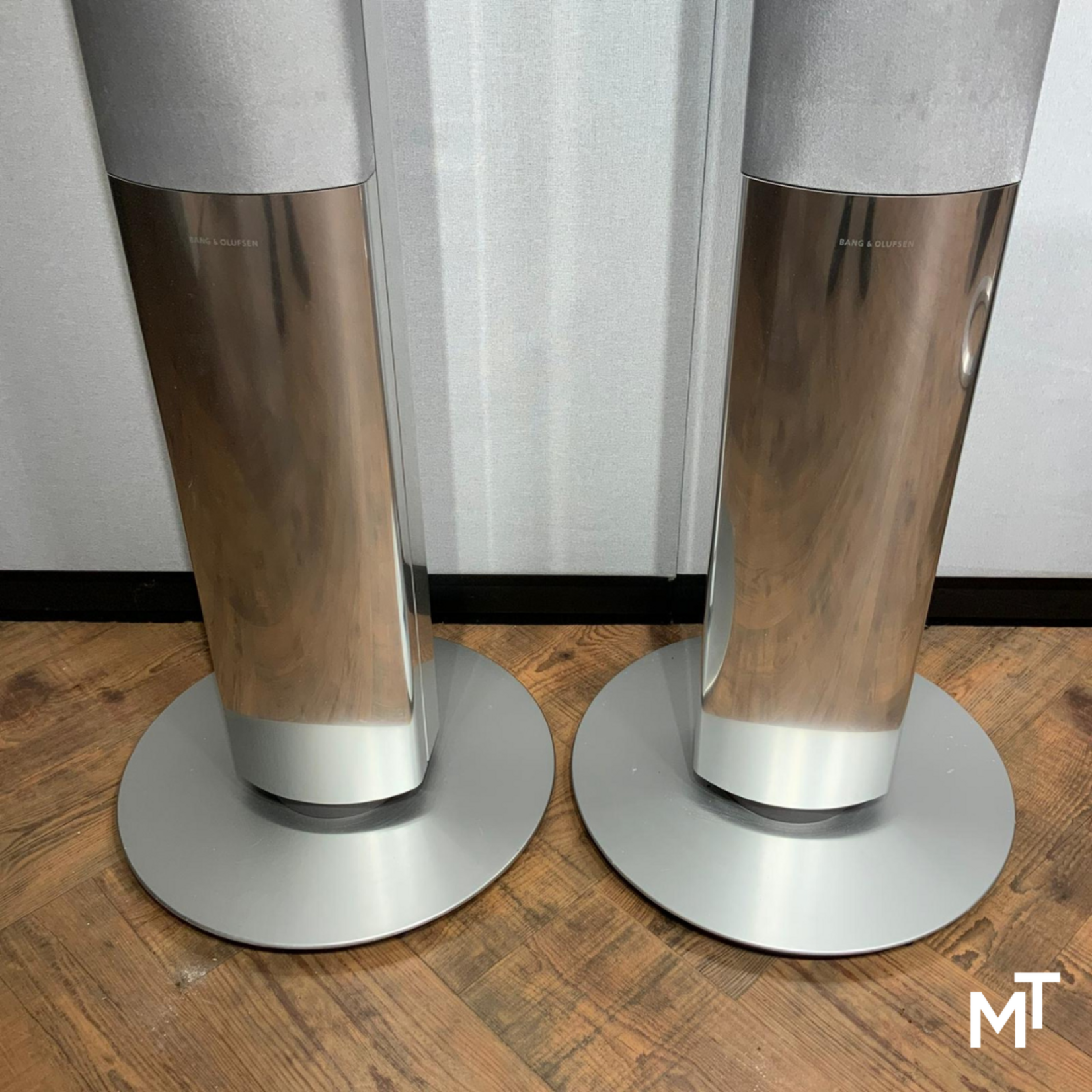 Bang & Olufsen  Beolab 1 Silver