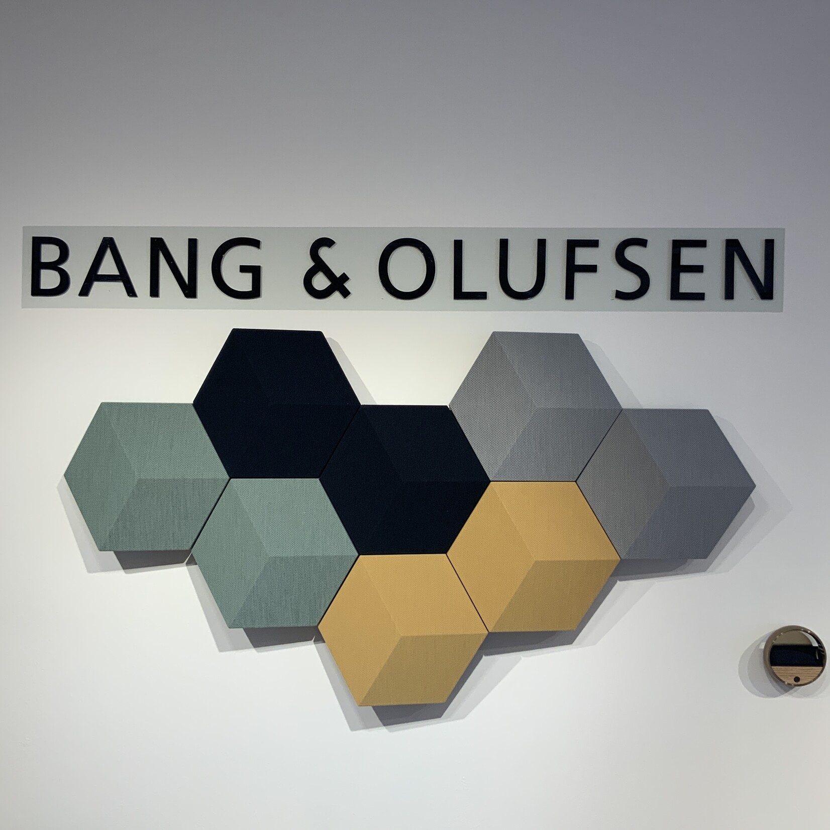 Bang & Olufsen Beosound Shape