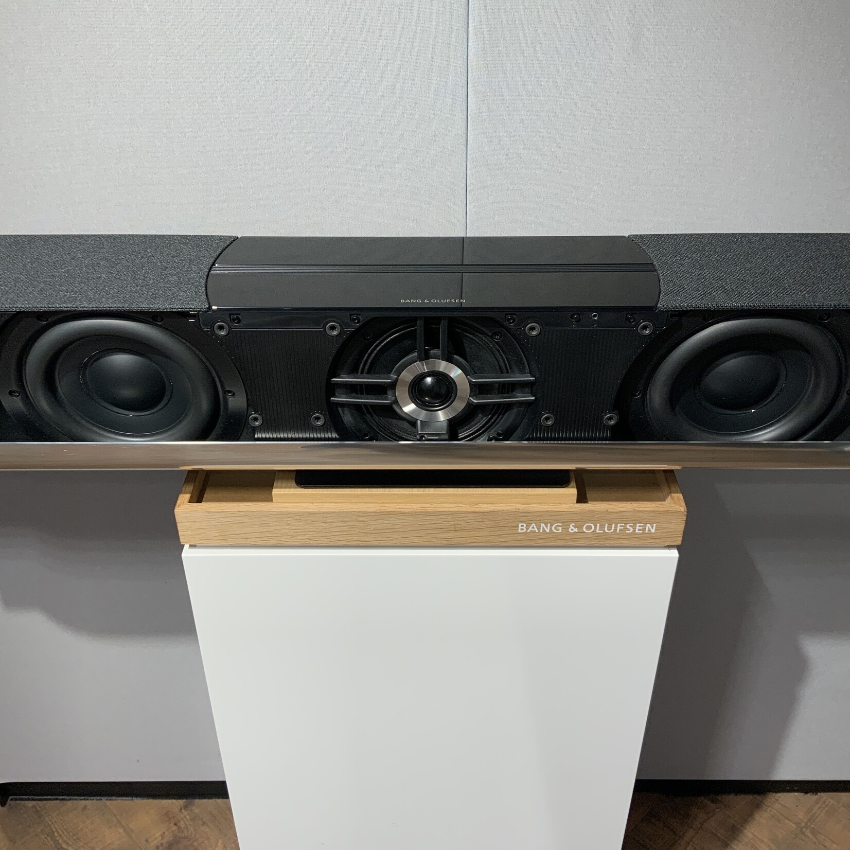 Bang & Olufsen Beosound Theatre 55" DEMO
