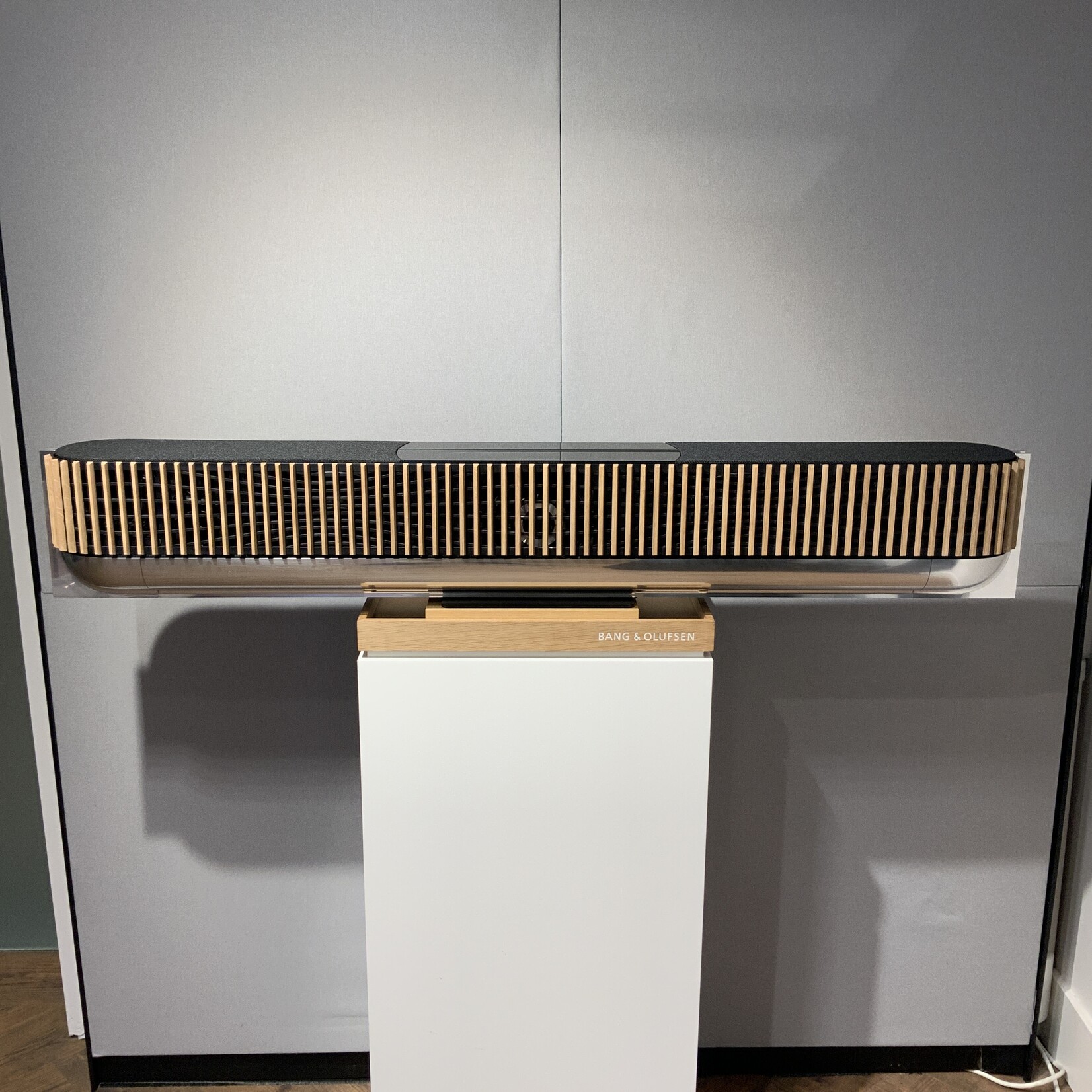 Bang & Olufsen Beosound Theatre 55" DEMO incl LG OLED G scherm