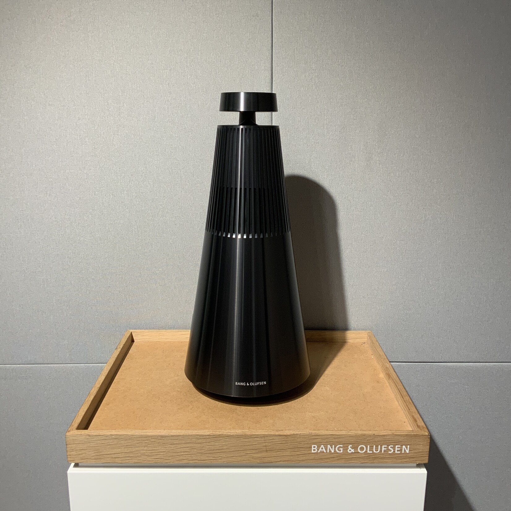 Bang & Olufsen Beosound 2 3rd Black Anthracite