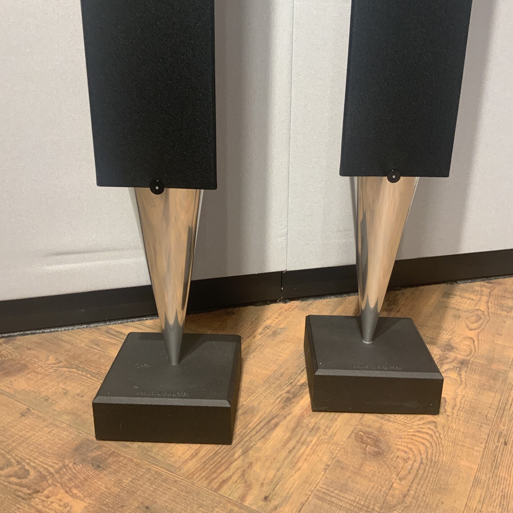 Bang & Olufsen Beolab 8002 incl nieuwe covers