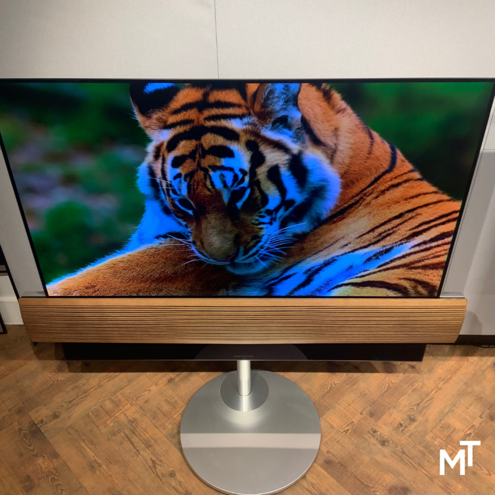 Bang & Olufsen Bang & Olufsen Beovision Eclipse 55 incl. nieuw scherm – verschillende kleuruitvoeringen beschikbaar!