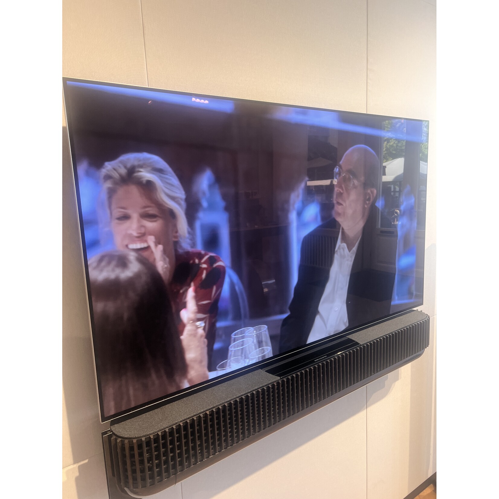 Bang & Olufsen Beosound Theatre 55" DEMO incl LG OLED G scherm