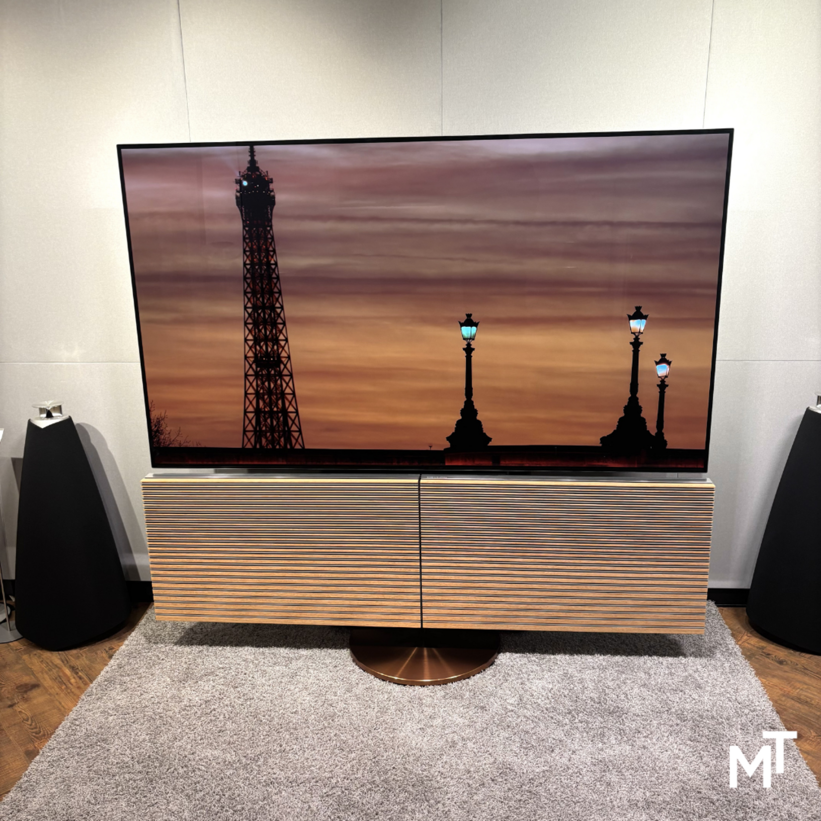 Bang & Olufsen Bang & Olufsen Beovision Harmony 77” Oak/Silver