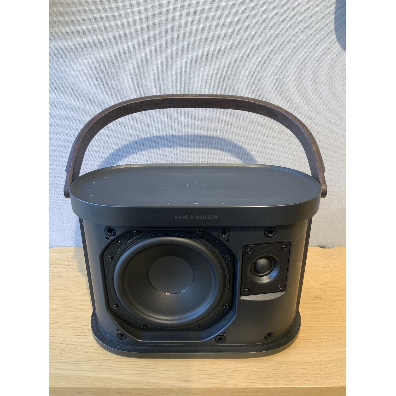 Bang & Olufsen Bang & Olufsen Beosound A5 Dark Oak DEMO