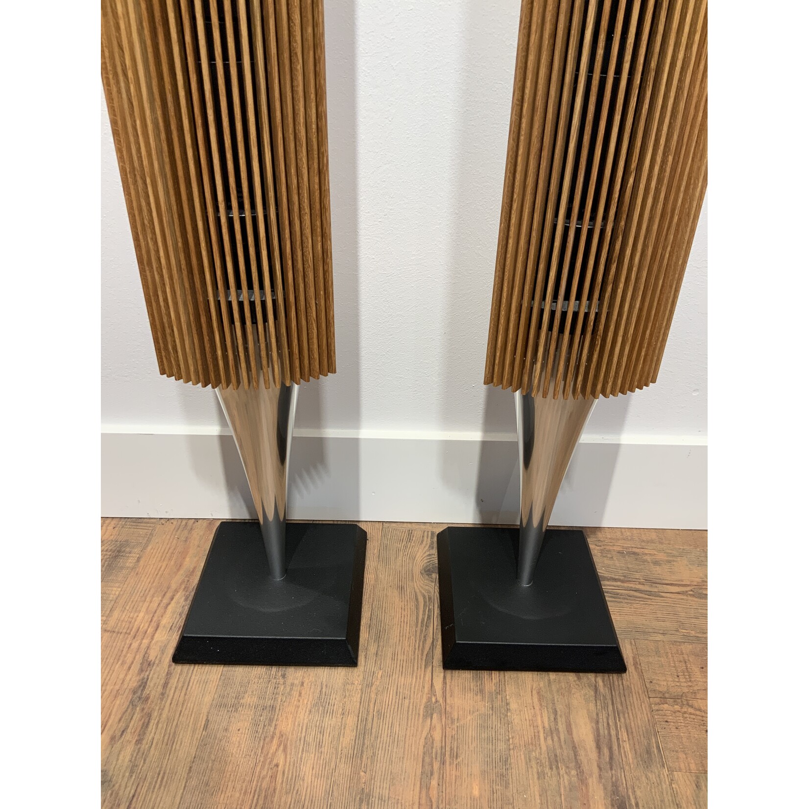 Bang & Olufsen Bang & Olufsen Beolab 18 Silver / Oak