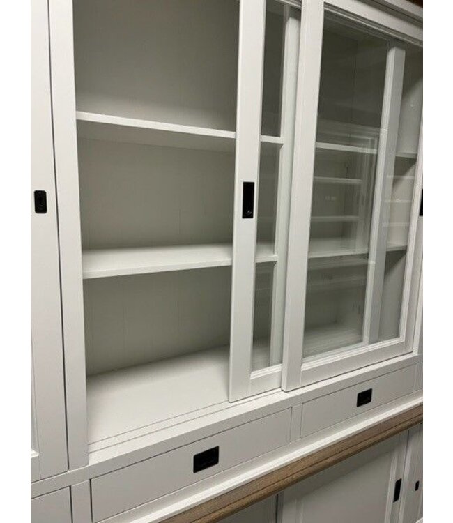 Buffetkast wit met eiken lijsten Eelde 225cm