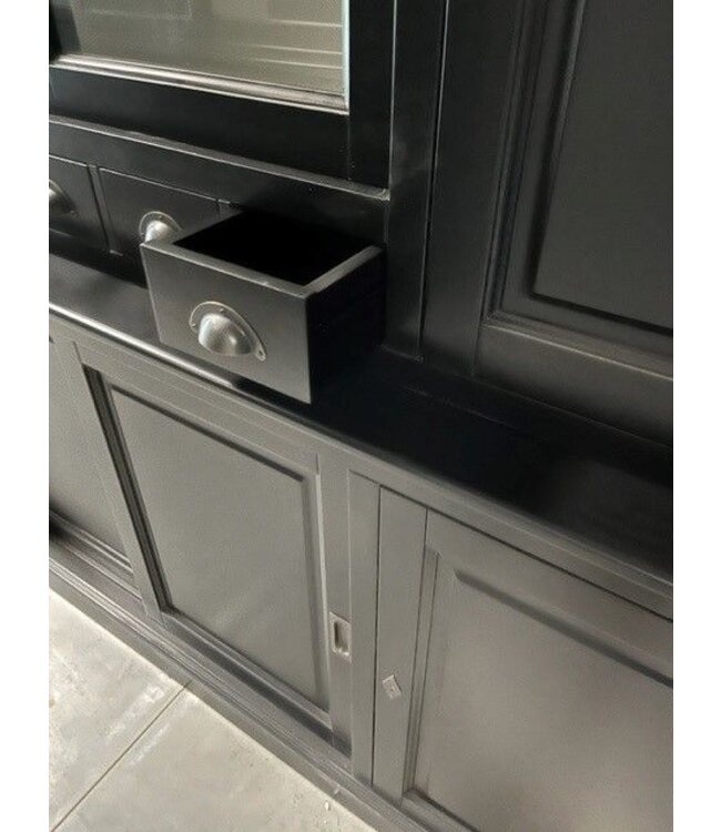 Buffetkast zwart Gieten XL 300 x 230cm