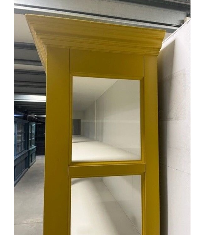 Buffetkast geel Sneek 300cm soft