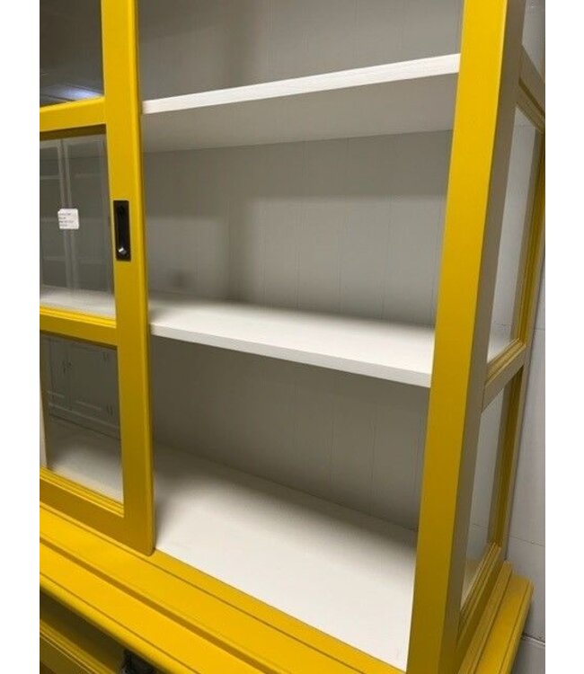 Buffetkast geel Sneek 300cm soft