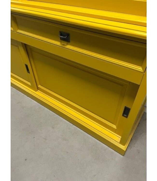 Buffetkast geel Sneek 300cm soft