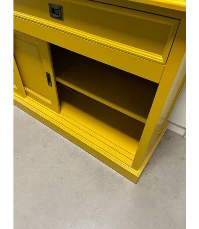 Buffetkast geel Sneek 300cm soft