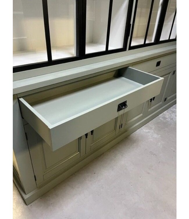 Buffetkast Soest grijs met stalen deuren 150cm