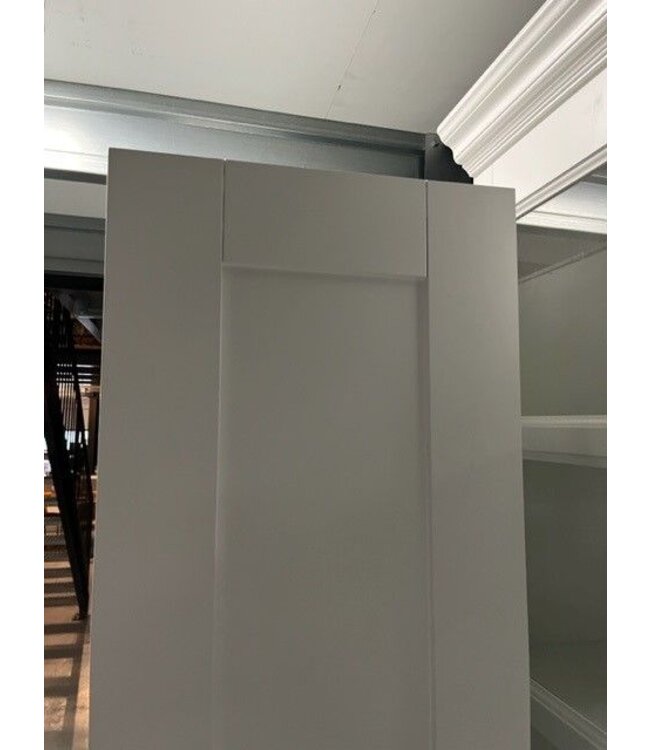 Buffetkast wit Vaassen greeploos 260cm dichte zijdeuren