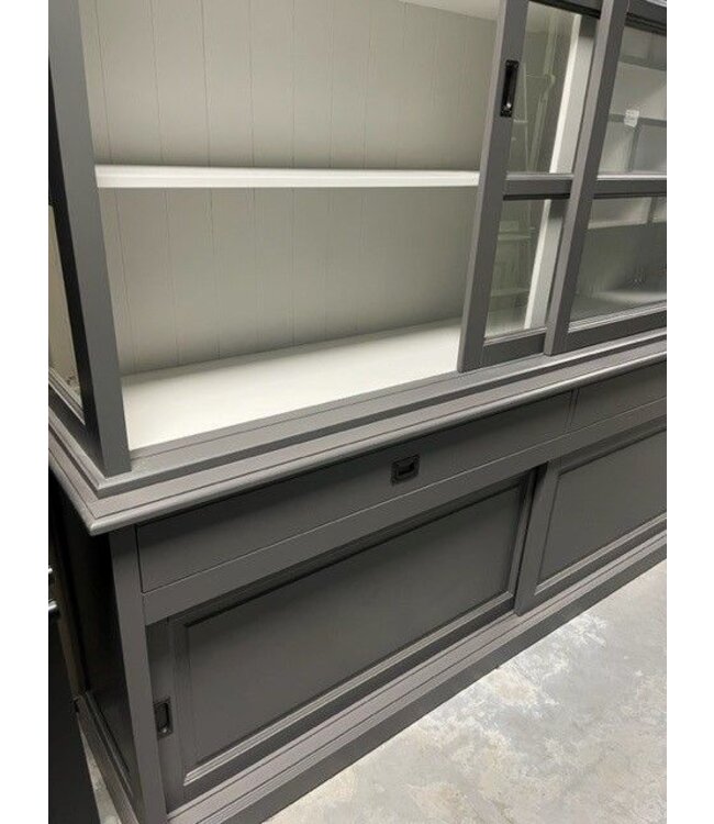 Buffetkast grijs Putten 180 x 220cm