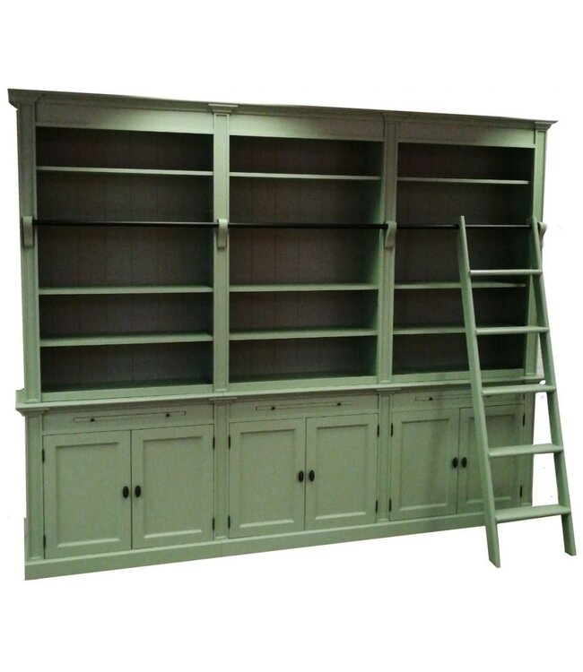 Boekenkast Engels groen met trap Beek XL 300 x 240cm