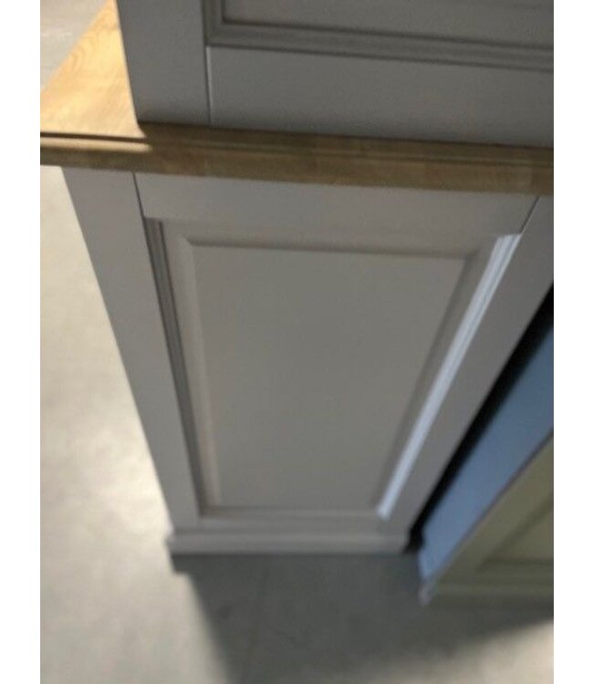 Buffetkast Dronten grijs met eiken lijsten en interieur 150cm