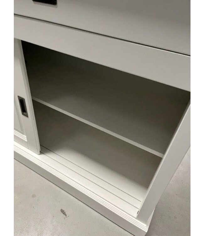 Buffetkast wit Putten 220 x 240cm soft close