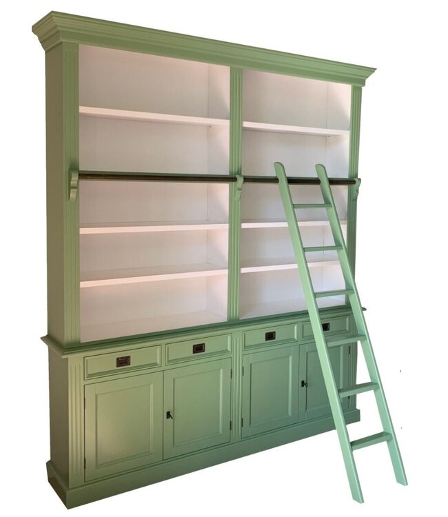 Boekenkast bleekgroen met trap Kesteren 200 x 240cm