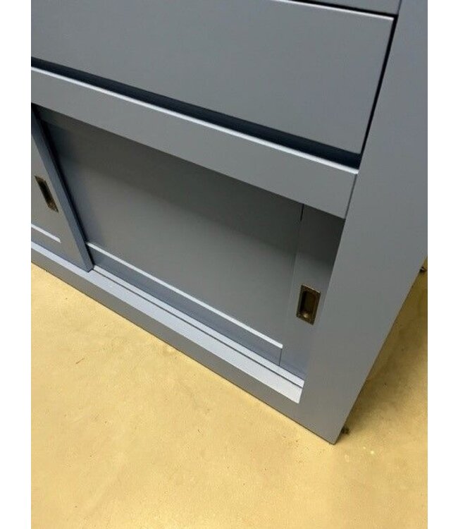 Buffetkast blauw Schagen 240cm dichte middendeur