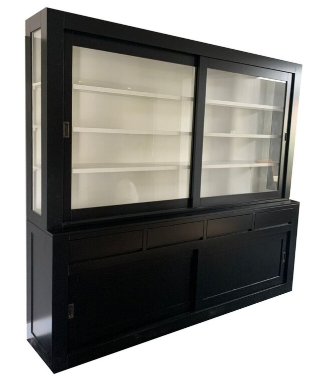 Zwarte strakke buffetkast Petten 240cm