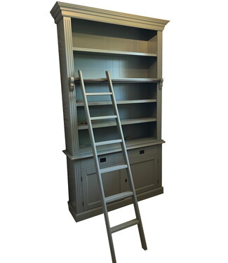 Kasten van de Koning Boekenkast Engels groen - groen met trap Kesteren 140 x 240cm