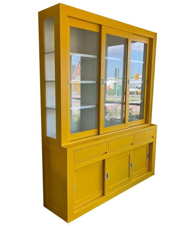 Buffetkast signaalgeel Enschede 200 x 240cm