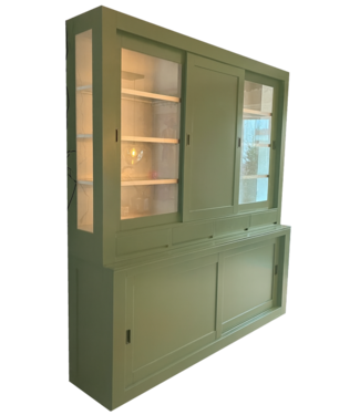Kasten van de Koning Buffetkast Engels groen Terborg soft close 220 x 240cm dichte middendeur en led verlichting