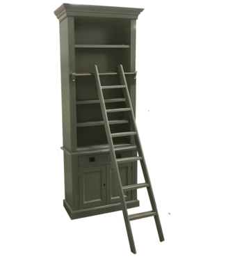 Kasten van de Koning Boekenkast Engels groen met trap Leerdam 100 x 240cm
