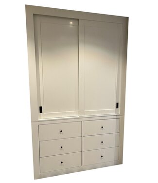 Kasten van de Koning Buffetkast Apeldoorn wit met dichte deuren 160 x 240cm