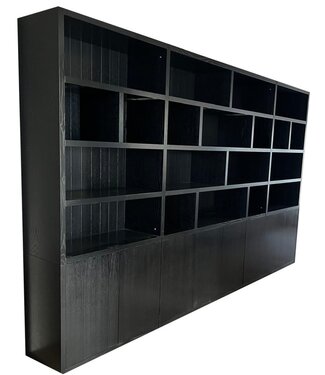 Kasten van de Koning Vakkenkast zwart eiken  ongelijke vakken 400 x 240cm