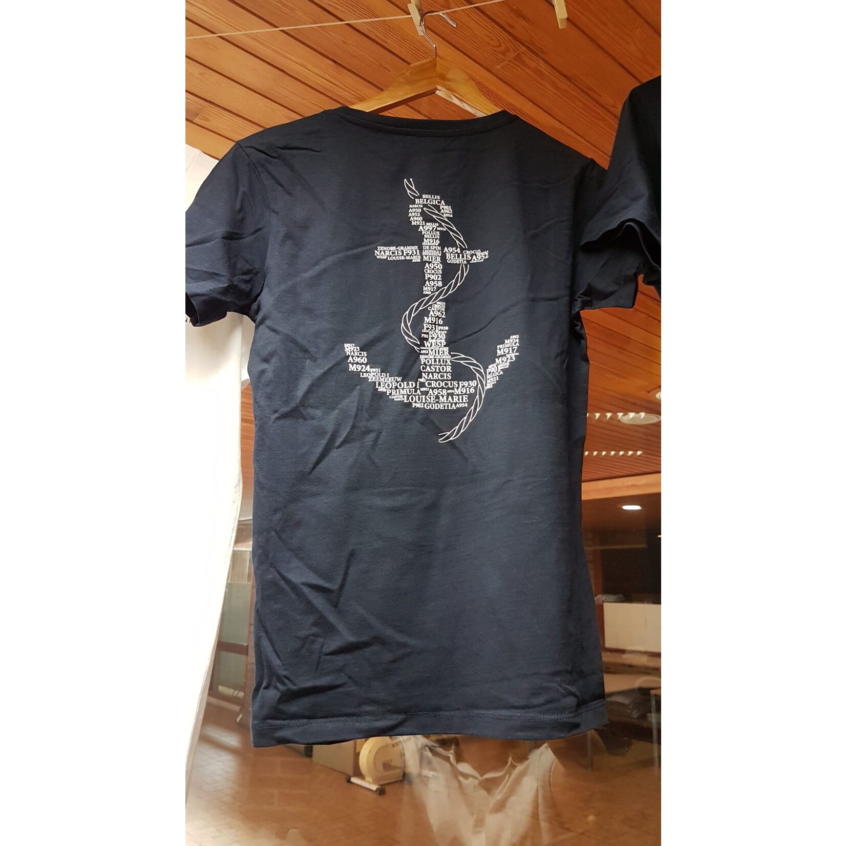 T-shirt bleu ancre pour femmes