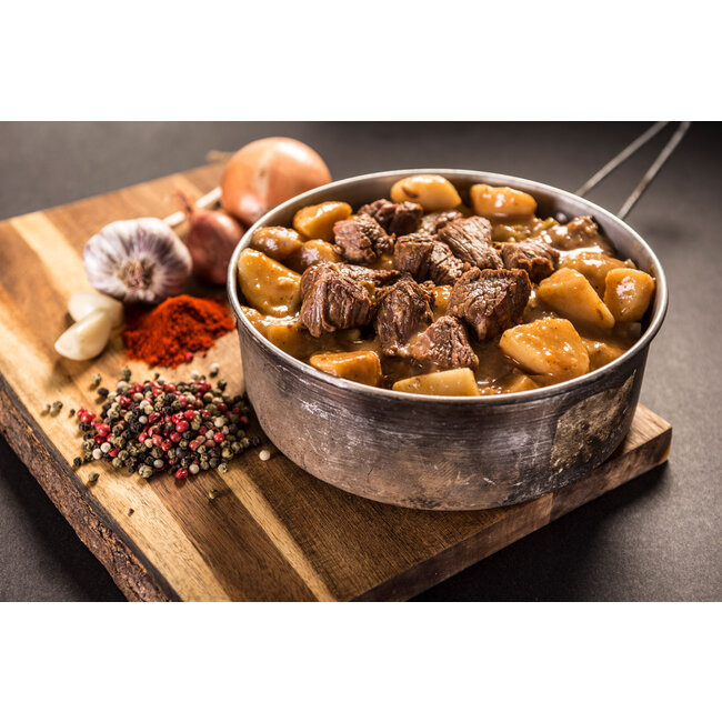 Adventure Menu Rindergulasch mit Kartoffeln