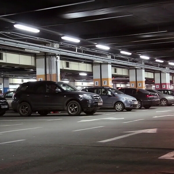 Velvalux LED TL Armatuur met T8 Buis - Waterdicht en Koppelbaar Velvalux LED TL Armatuur met T8 Buis - Waterdicht en Koppelbaar