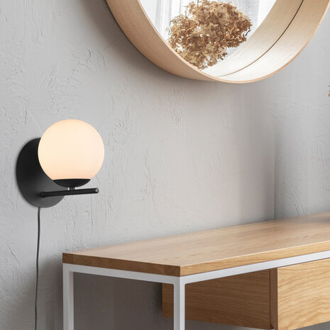 HLW LED LED Wandlamp Mat Zwart - Elegante LED Vloerlamp en Zwarte Wandlamp met E14 Fitting HLW LED LED Wandlamp Mat Zwart - Elegante LED Vloerlamp en Zwarte Wandlamp met E14 Fitting