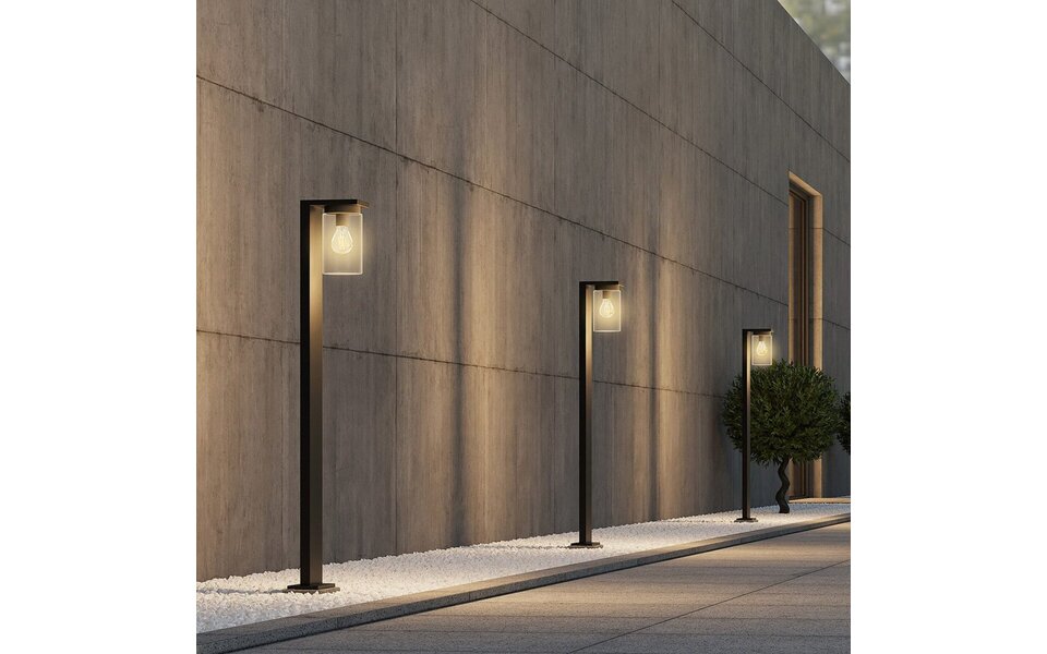 HLW LED Zwarte LED Vloerlamp met Sensor, Waterdicht & Verstelbare Beam Angle - Buiten Wandlamp HLW LED Zwarte LED Vloerlamp met Sensor, Waterdicht & Verstelbare Beam Angle - Buiten Wandlamp