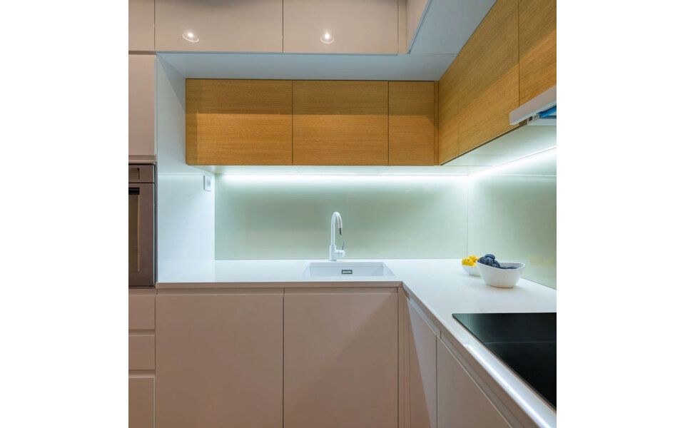 HLW LED Smart Dimbare LED Strip Set 50m - RGB, Waterdicht IP65