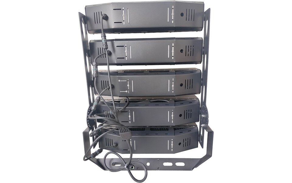 Philips Waterdichte LED Sportveldverlichting 1250W - Helder Wit, 212500 Lumen, IP66 Philips Waterdichte LED Sportveldverlichting 1250W - Helder Wit, 212500 Lumen, IP66