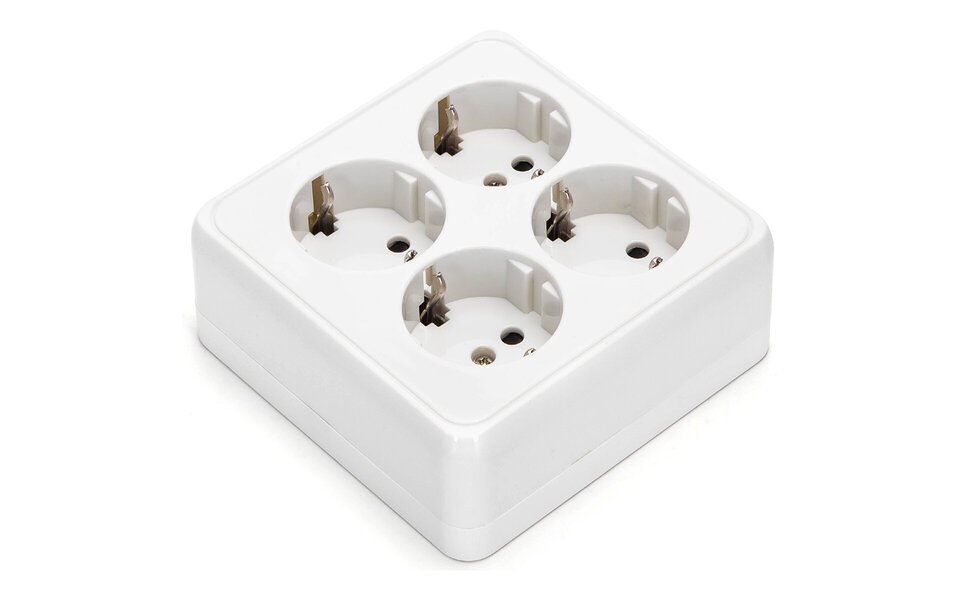 HLW LED Aigi Kuta 4-way white wall socket with earth connection – Safe LED accessories